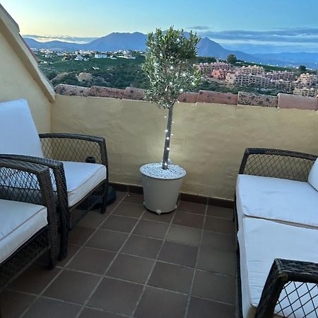 2 Bed Penthouse Apartment Manilva Exteriér fotografie